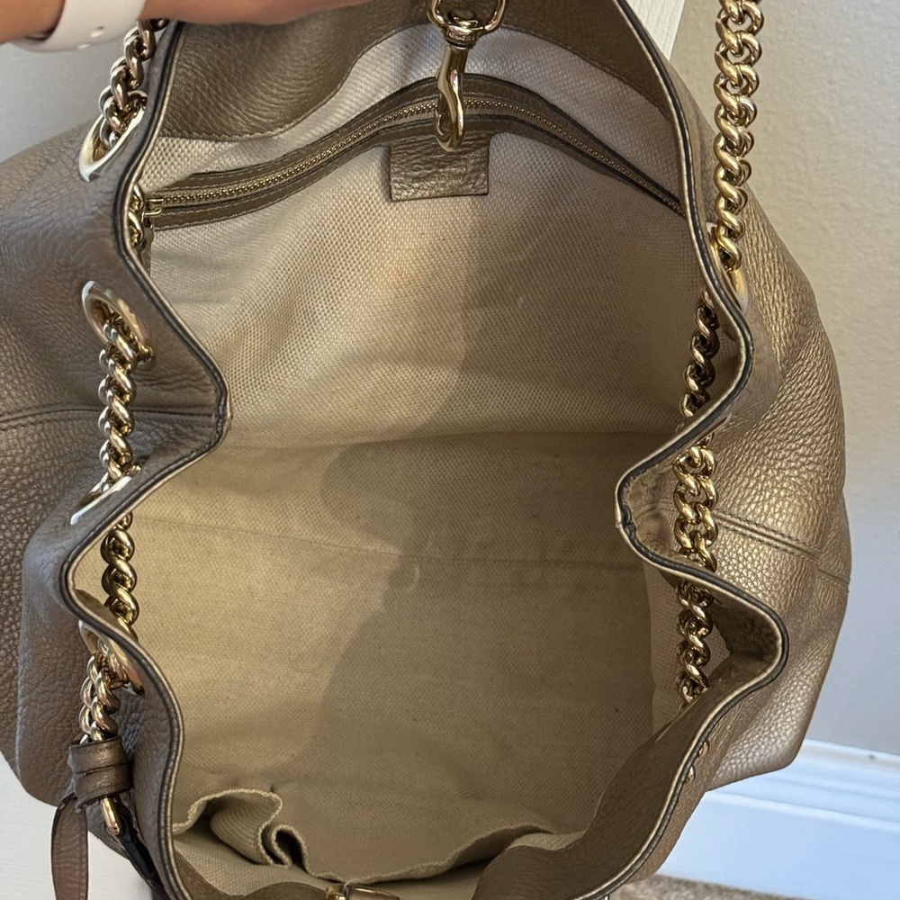 Gucci Metallic Shoulder Bag **PRICE FIRM*** - Picture 3 of 11